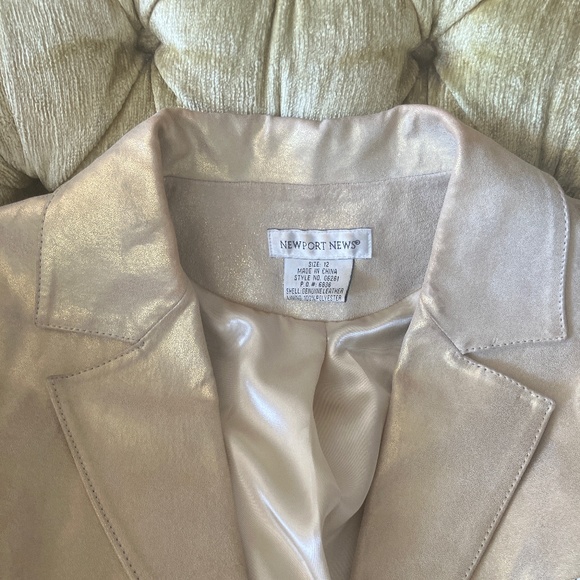Newport news, gold metallic jacket - Picture 7 of 7
